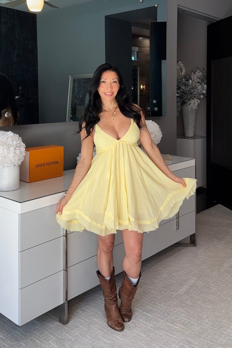 hemline dress Exclusive Evalina and formal evenings. Hemline Exclusive Aristi Mini Dress