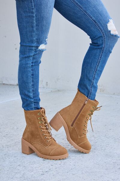 Link Lace-Up Zipper Detail Block Heel Boots